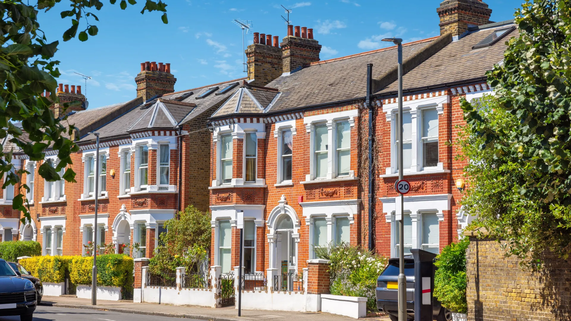 https://invisiblehomes.co.uk/api/media/file/clapham2400-1920x1080.webp